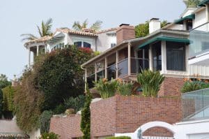 Three Arch Bay is an oceanfront community in Laguna Beach, California. Arctic Metalworks Inc. had the opportunity to work on a challenging project in this area.