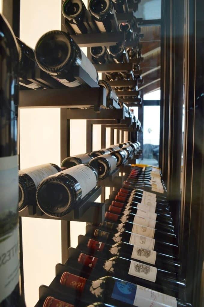 Contemporary Wine Display Metal Wine Racks